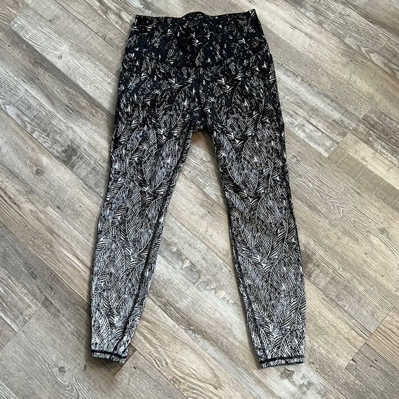 All in Motion Athletic Leggings - Picture 1 of 5